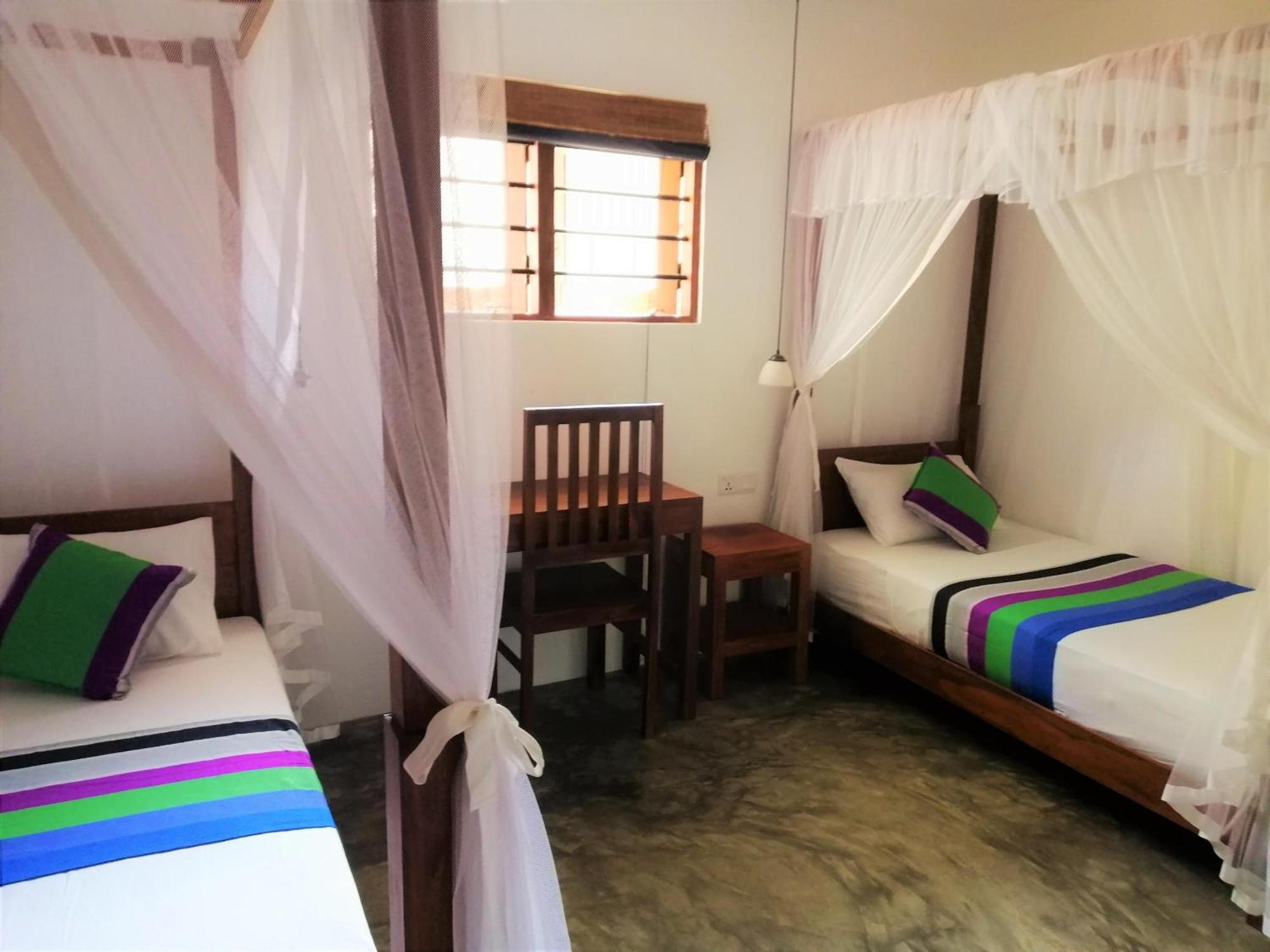 Me Yoga Villa Kumbalgama Bilik gambar