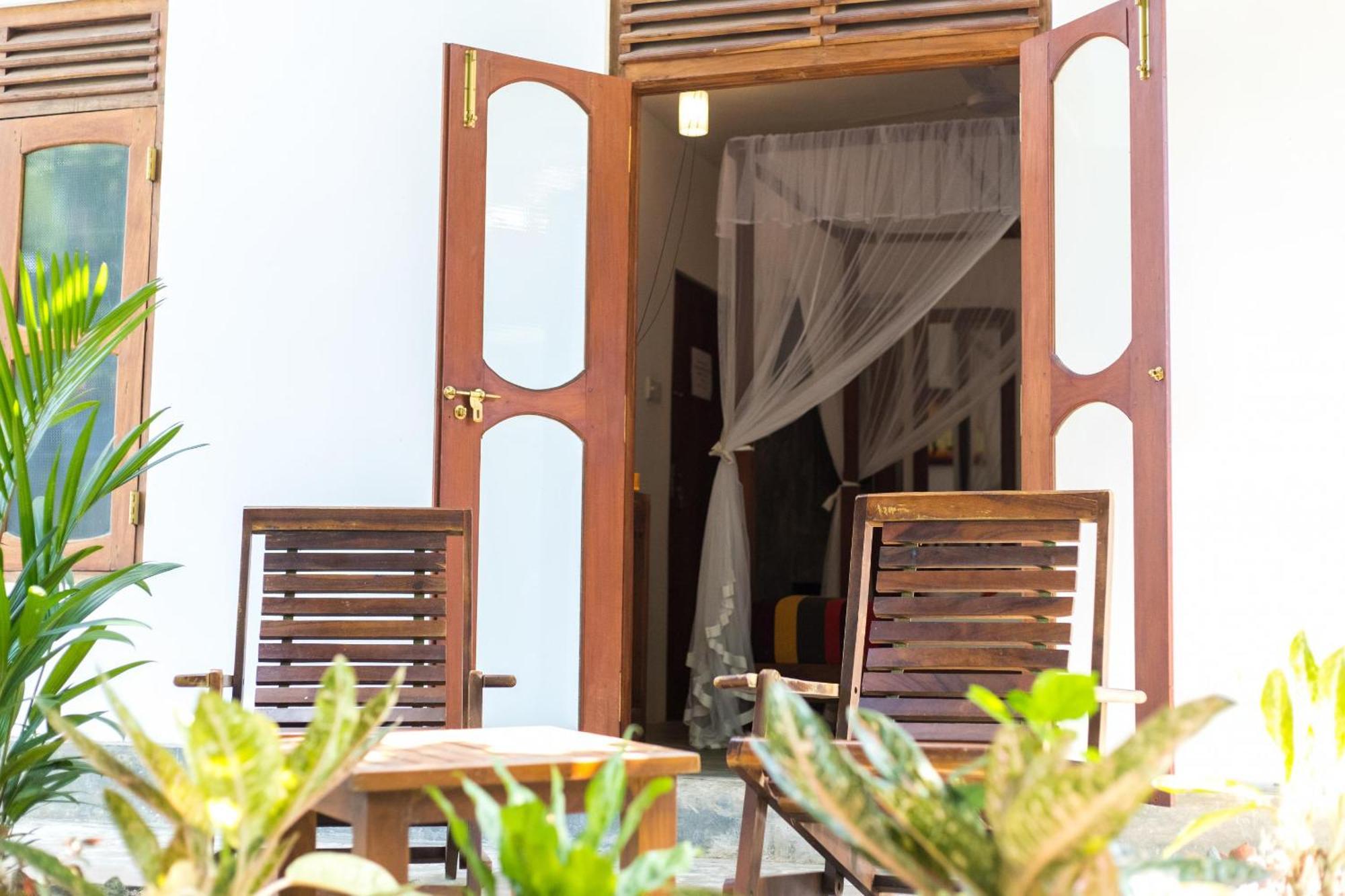 Me Yoga Villa Kumbalgama Bilik gambar